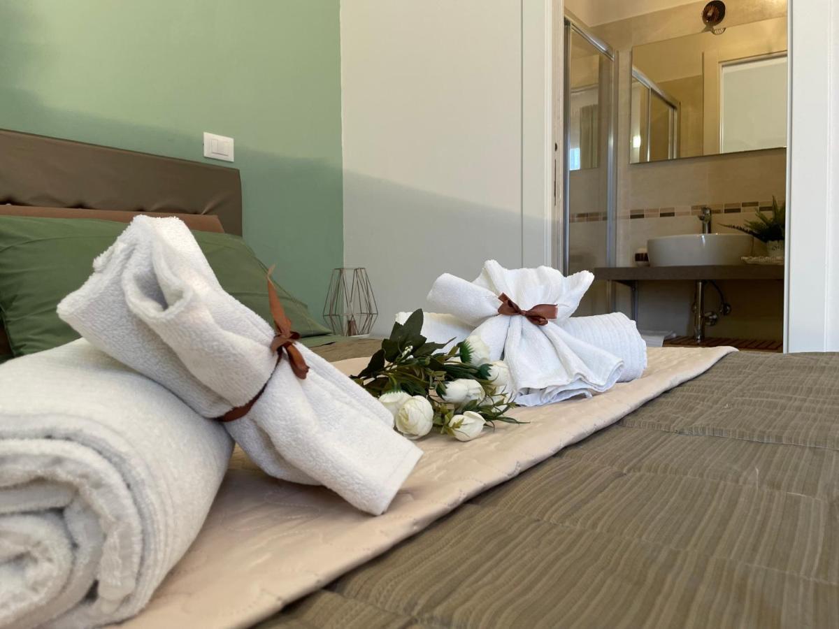 Porta Santa Croce Hotell Florens Exteriör bild