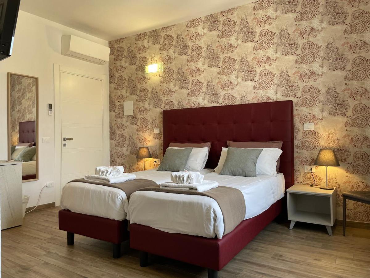 Porta Santa Croce Hotell Florens Exteriör bild